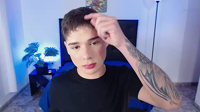 Snapshot of Mattass18 chatting on January 9, 2026, 1:07 pm Mattass18 online show from January 9, 2026, 1:07 pm