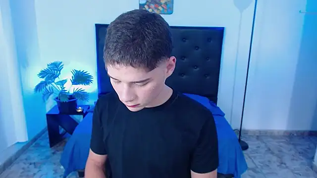 Snapshot of Mattass18 chatting on January 7, 2026, 1:38 pm Mattass18 online show from January 7, 2026, 1:38 pm