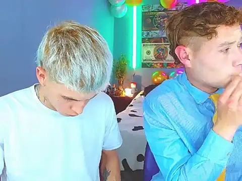 Snapshot of Latin_boysxxxx chatting on October 30, 2025, 11:34 pm Latin boysxxxx online show from October 30, 2025, 11:34 pm