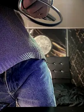 Snapshot of Arianaa_Toro chatting on November 20, 2025, 1:34 pm Arianaa Toro online show from November 20, 2025, 1:34 pm