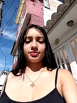 Snapshot of Arianaa_Toro chatting on November 4, 2025, 1:15 pm Arianaa Toro online show from November 4, 2025, 1:15 pm