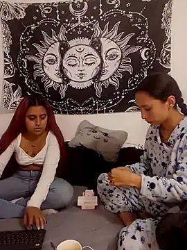 Snapshot of abby_n_emily chatting on March 2, 2026, 2:24 pm abby n emily online show from March 2, 2026, 2:24 pm