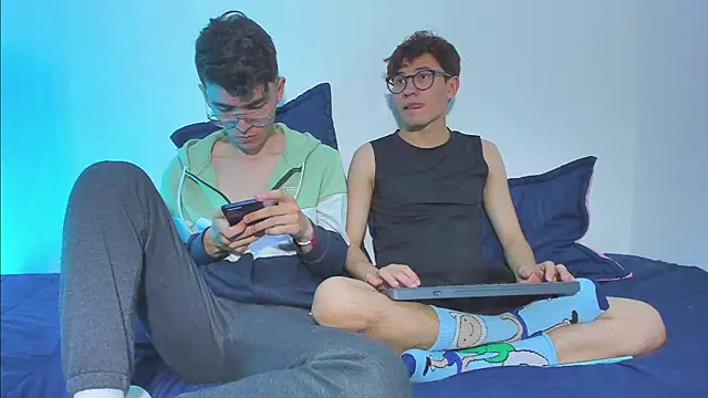 Snapshot of dani_angel_dark chatting on November 13, 2025, 11:19 pm dani angel dark online show from November 13, 2025, 11:19 pm