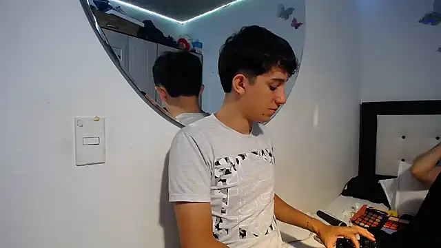 Dravith Valery online show from November 8, 2025, 9:46 am