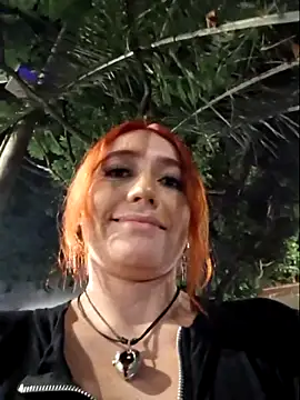EvelynCrow  online show from October 19, 2025, 1:19 am