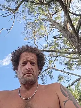 Snapshot of shainnfk chatting on October 29, 2025, 2:05 pm shainnfk online show from October 29, 2025, 2:05 pm