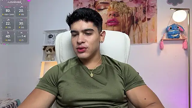 Snapshot of Scott_flintt chatting on November 17, 2025, 4:27 am Scott flintt online show from November 17, 2025, 4:27 am