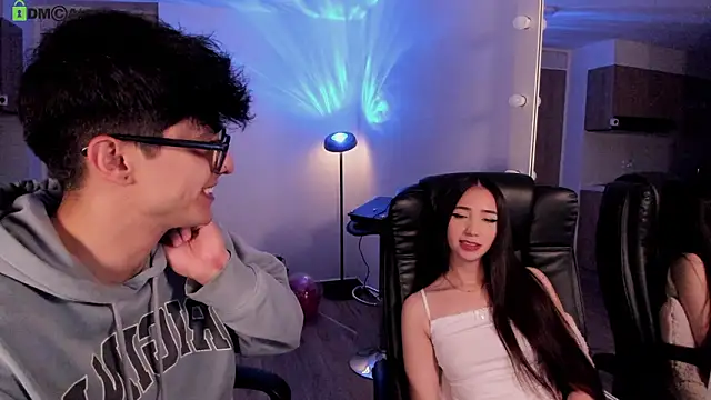 Mikeyvioleta  online show from February 20, 2026, 9:44 am