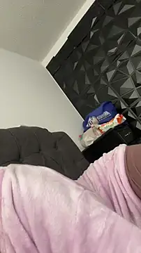 Snapshot of MiaSofia__ chatting on December 18, 2025, 3:44 am MiaSofia online show from December 18, 2025, 3:44 am