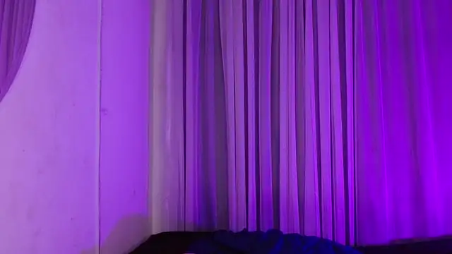 Snapshot of antonella_rosecs chatting on November 28, 2025, 3:39 am antonella rosecs online show from November 28, 2025, 3:39 am