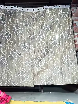 Rajni chauhan online show from February 8, 2026, 3:32 pm