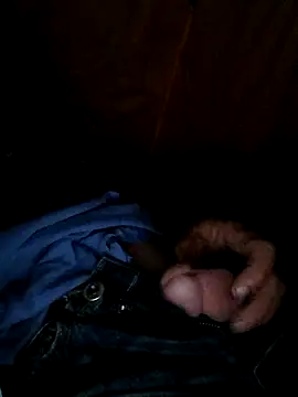 Snapshot of whitepony244 chatting on January 15, 2026, 11:46 am whitepony244 online show from January 15, 2026, 11:46 am