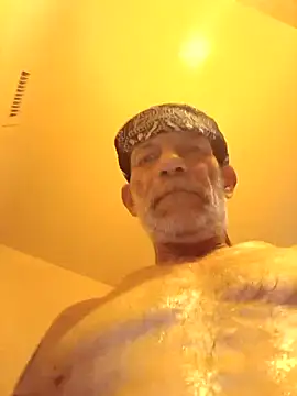 Snapshot of whitepony244 chatting on October 28, 2025, 10:09 pm whitepony244 online show from October 28, 2025, 10:09 pm