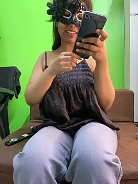 darkdoll007 online show from March 27, 2026, 8:48 am