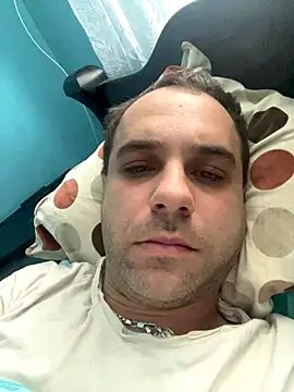 Snapshot of AndyLynn chatting on October 20, 2025, 4:58 am AndyLynn online show from October 20, 2025, 4:58 am