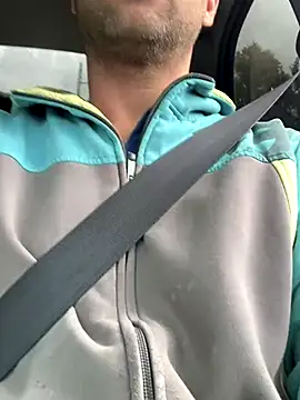 Snapshot of AndyLynn chatting on October 31, 2025, 8:33 am AndyLynn online show from October 31, 2025, 8:33 am