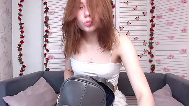 Snapshot of evaa_here_ chatting on November 8, 2025, 7:56 am evaa here online show from November 8, 2025, 7:56 am