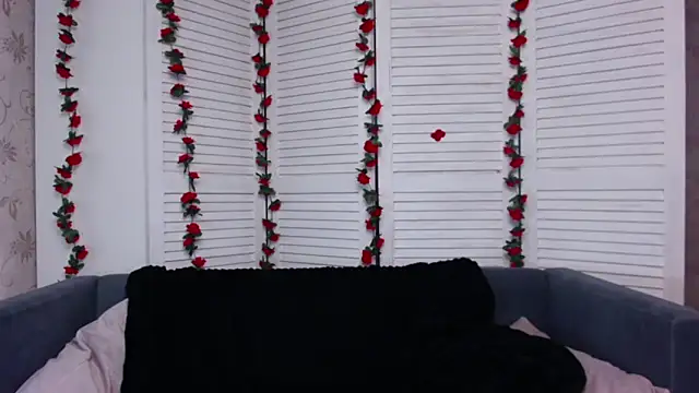 Snapshot of evaa_here_ chatting on November 5, 2025, 7:55 am evaa here online show from November 5, 2025, 7:55 am