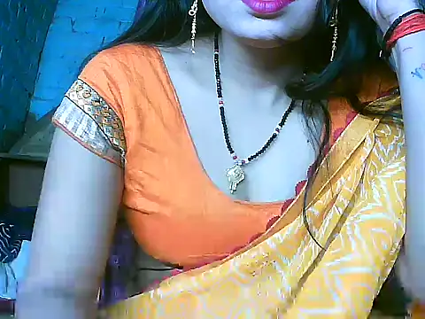 Snapshot of diksha--s chatting on November 11, 2025, 7:36 am diksha--s online show from November 11, 2025, 7:36 am