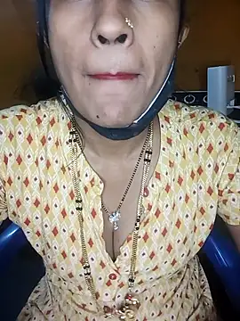 Snapshot of Deepa_telugu chatting on October 31, 2025, 4:42 am Deepa telugu online show from October 31, 2025, 4:42 am