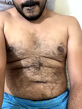 Snapshot of Handsome8677 chatting on October 25, 2025, 9:37 pm Handsome8677 online show from October 25, 2025, 9:37 pm