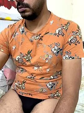 Snapshot of Handsome8677 chatting on November 2, 2025, 7:57 am Handsome8677 online show from November 2, 2025, 7:57 am