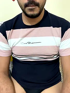 Snapshot of Handsome8677 chatting on November 8, 2025, 9:02 am Handsome8677 online show from November 8, 2025, 9:02 am