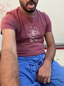 Handsome8677 online show from April 5, 2026, 8:54 am