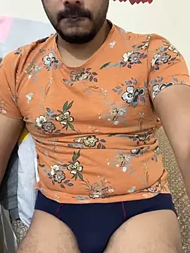 Snapshot of Handsome8677 chatting on November 23, 2025, 8:24 am Handsome8677 online show from November 23, 2025, 8:24 am