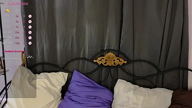 Snapshot of Grace_Glend chatting on February 5, 2026, 10:05 pm Grace Glend online show from February 5, 2026, 10:05 pm