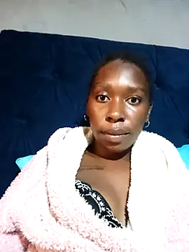 sexysmalldaily04 online show from December 1, 2025, 7:42 am