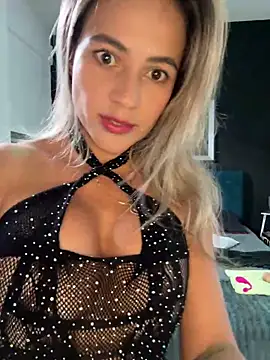 Snapshot of valentina_herrrera chatting on April 27, 2026, 6:28 pm valentina herrrera online show from April 27, 2026, 6:28 pm