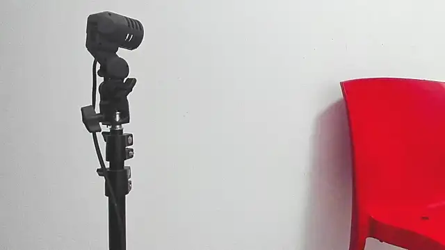 valentina herrrera online show from April 20, 2026, 4:19 pm