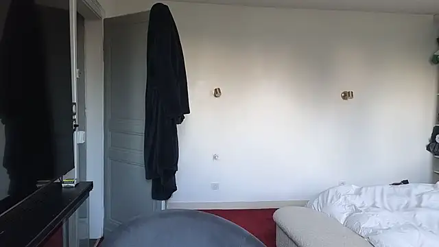 Lailawick online show from December 15, 2025, 3:18 pm