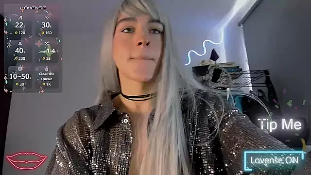 Snapshot of Lyric_Mirage chatting on November 5, 2025, 4:21 pm Lyric Mirage online show from November 5, 2025, 4:21 pm