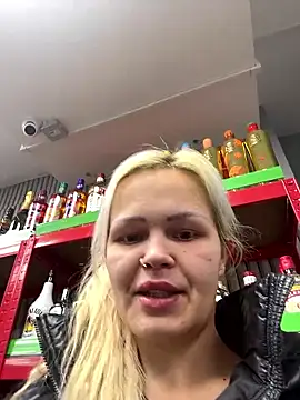 CherryXOX- online show from January 18, 2026, 4:54 pm