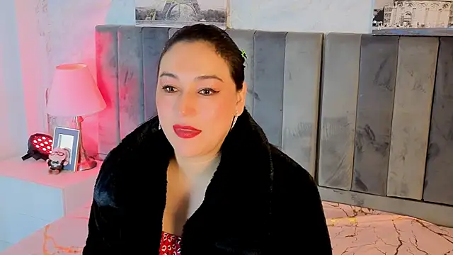 Elizabeth bennett 6 online show from January 7, 2026, 12:10 pm