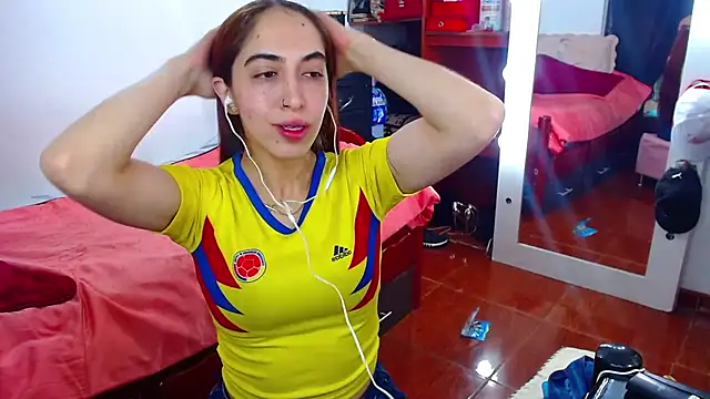 MariamGray1 online show from July 4, 2026, 9:19 pm