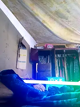 Snapshot of Cogelonregio chatting on November 20, 2025, 8:31 pm Cogelonregio online show from November 20, 2025, 8:31 pm