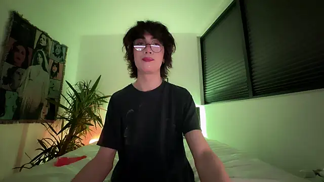 Snapshot of kira_yoshika9e chatting on November 30, 2025, 9:26 pm kira yoshika9e online show from November 30, 2025, 9:26 pm