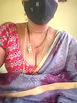 Snapshot of hot-telugu-queen chatting on November 25, 2025, 9:42 am hot-telugu-queen online show from November 25, 2025, 9:42 am