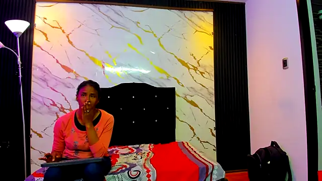 Stormandloganxxx online show from February 20, 2026, 1:46 pm