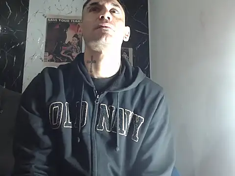 Stormandloganxxx online show from December 18, 2025, 1:37 pm