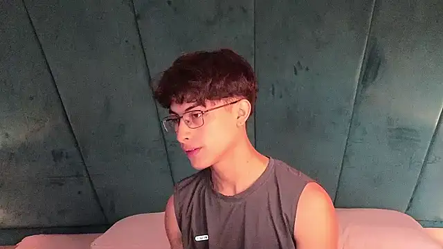 Aaron Eze online show from February 24, 2026, 8:10 pm