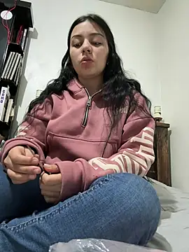Snapshot of Midori_rosse chatting on May 14, 2026, 4:53 am Midori rosse online show from May 14, 2026, 4:53 am