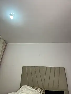 Julietalcl online show from March 21, 2026, 9:25 am