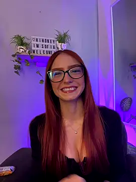 Im sofiaaa online show from January 7, 2026, 9:42 pm