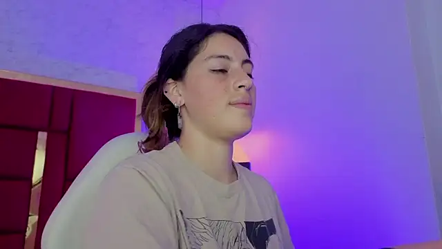 moon winy online show from February 20, 2026, 11:23 am