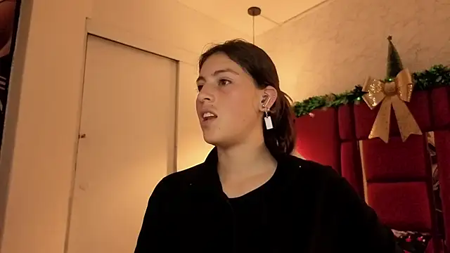 moon winy online show from January 7, 2026, 11:26 am