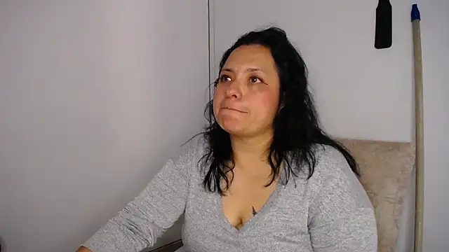 Snapshot of Lia_TabooMatureBbw chatting on February 11, 2026, 8:20 pm Lia TabooMatureBbw online show from February 11, 2026, 8:20 pm